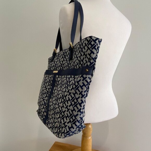 Tommy Hilfiger Navy &White Geometric Tote Bag/purse vegan Leather monogram large - Picture 3 of 13
